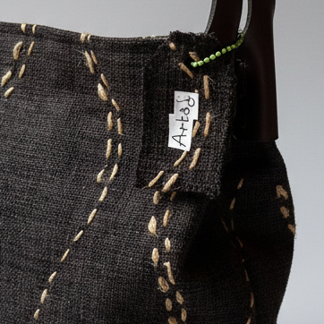 Amber Bark Mini Bucket - Vista elegante