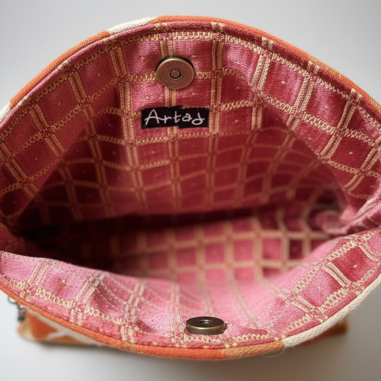 Red Tulip Pochette - Interno